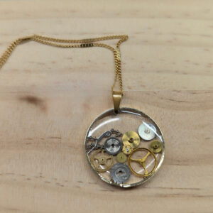 GLD-M-CIRC-NKLCE-WG - Blue Pendulum Jewelries