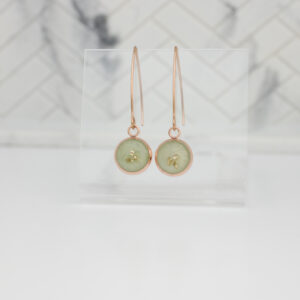 Rose gold dangling earrings