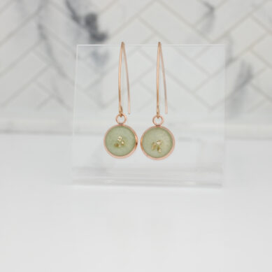 Rose gold dangling earrings
