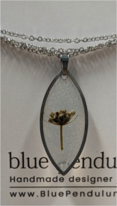 Horseeye pendant - Blue Pendulum Jewelries