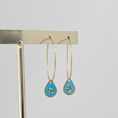 Dangling Colored Teardrop Earrings
